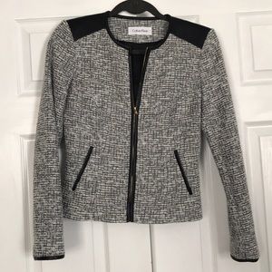 Women’s suit Jacket. Worn once. Great condition